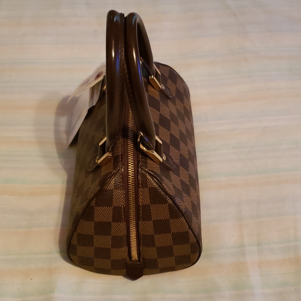 Louis Vuitton  pocketbook